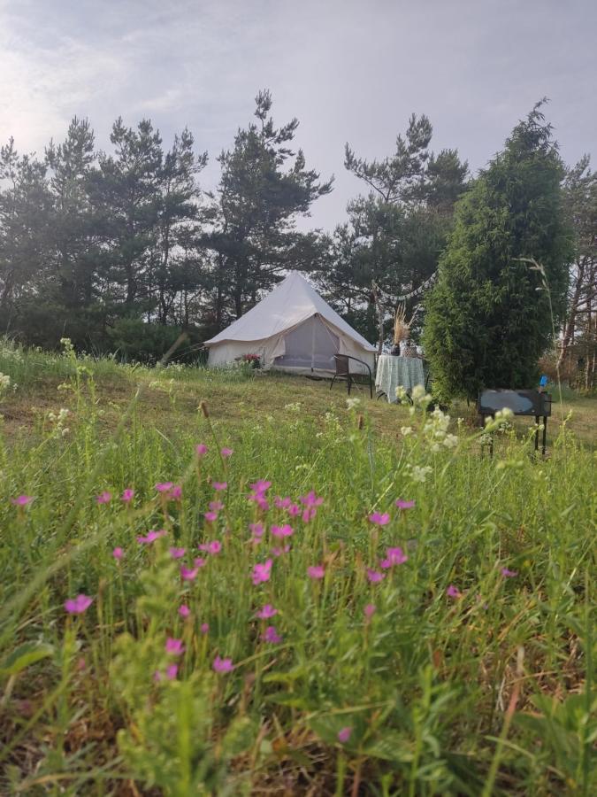 Hotel Glempinga Telts Smilga Liepāja Zimmer foto